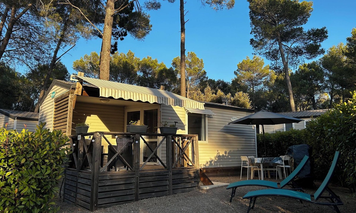 Sillans-la Cascade House | Mobil Home 4 Personnes Sillans la Cascade Climatisé