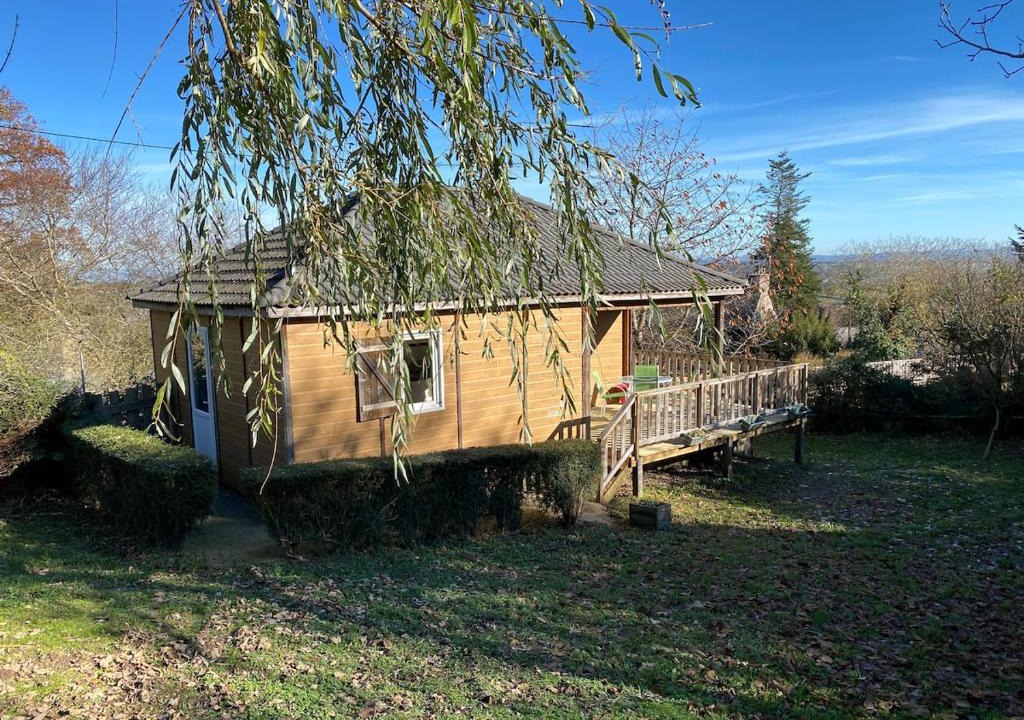 Manhac House | Mobil Home avec terrain, les chiens sont les bienvenus