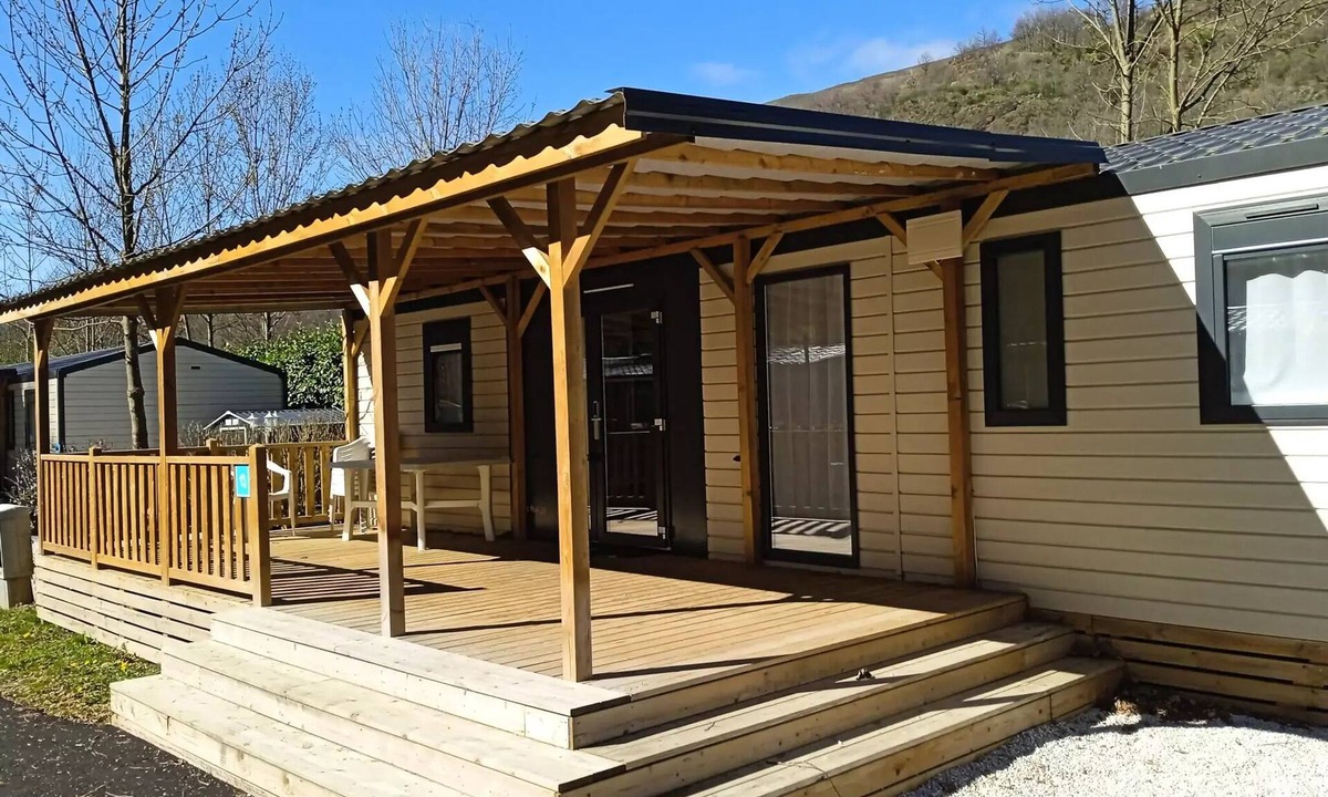 Savignac-les-Ormeaux House | Mobil-home Confort 36m² - 3 bedrooms + Covered terrace + Reversible air conditioning + TV 6 persons