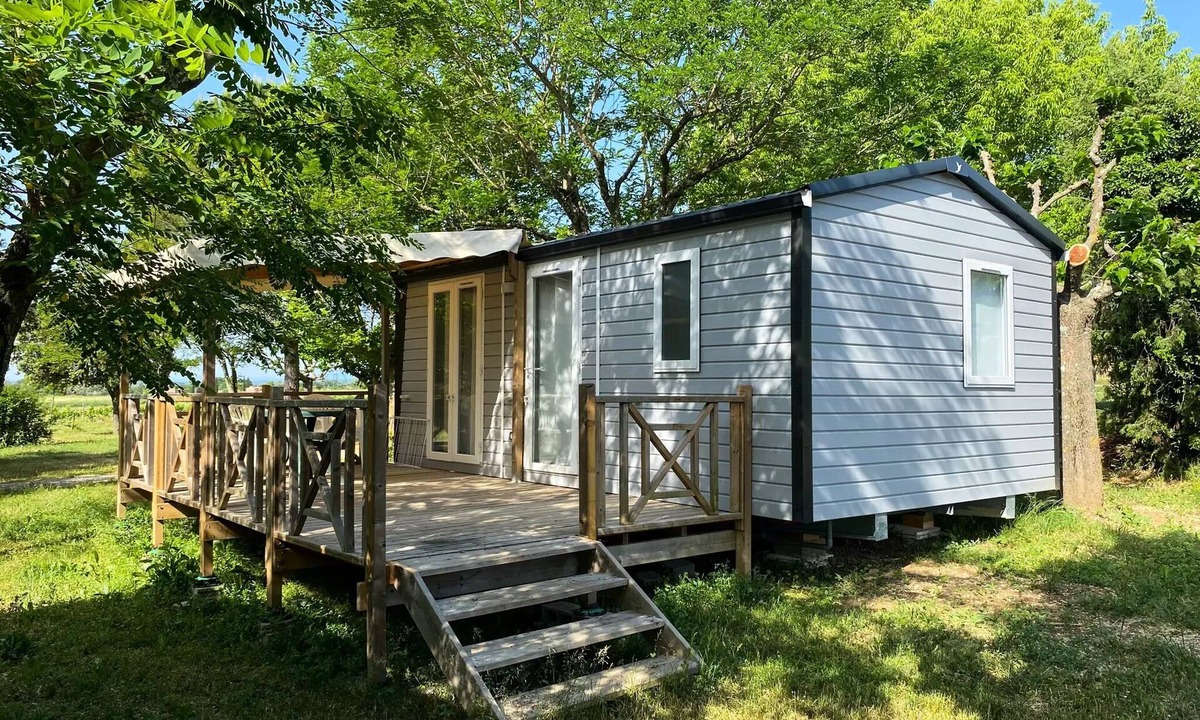 Saint-Germain House | Mobile home - 2 bedrooms with air conditioning Nesasio 4 to 5 persons - 4 pers. included in the price