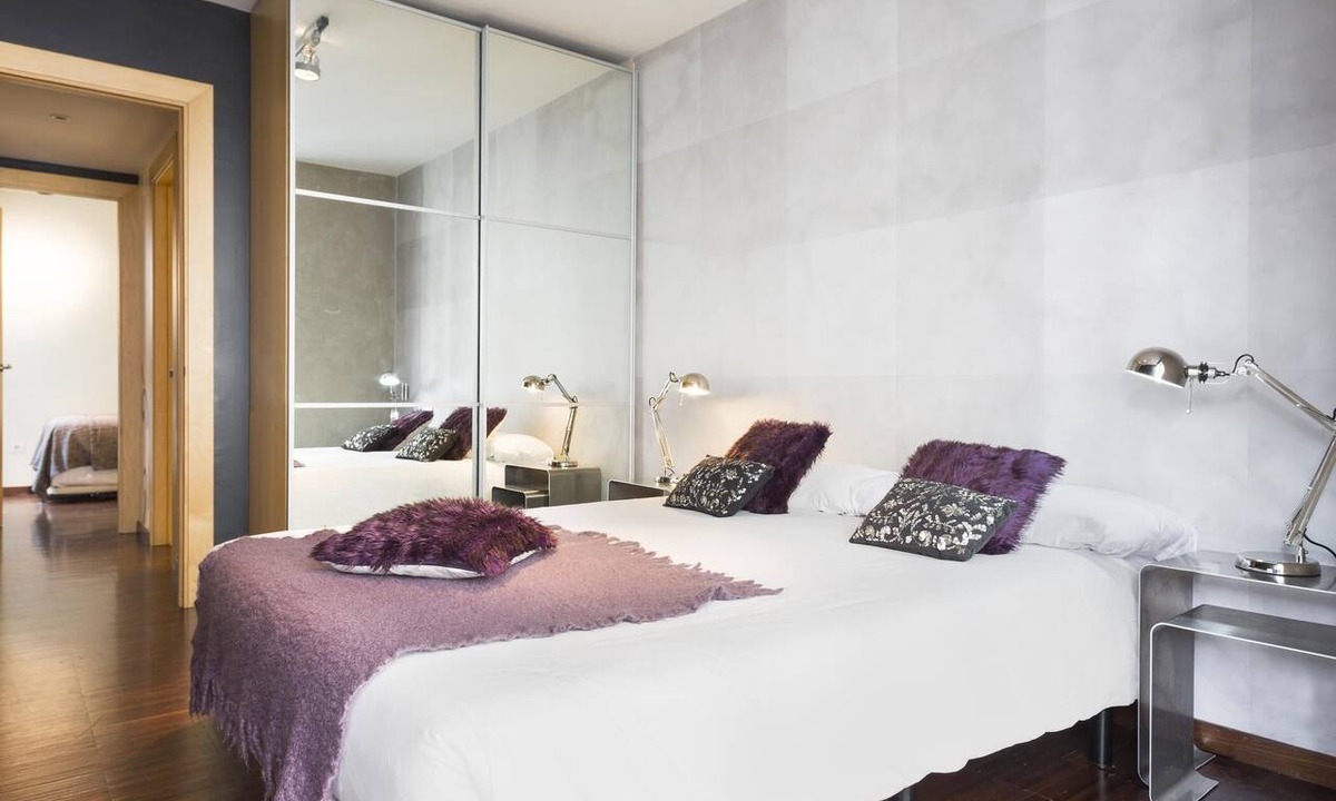 Sant Gervasi Apartment | Mobile World Congress 2 rooms with Terrace and optional parking - Free WiFi