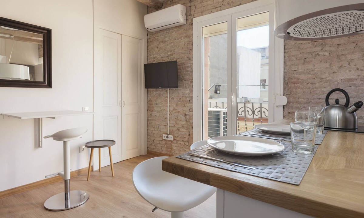 Ciutat Vella Apartment | Modern Barceloneta Beach Flat