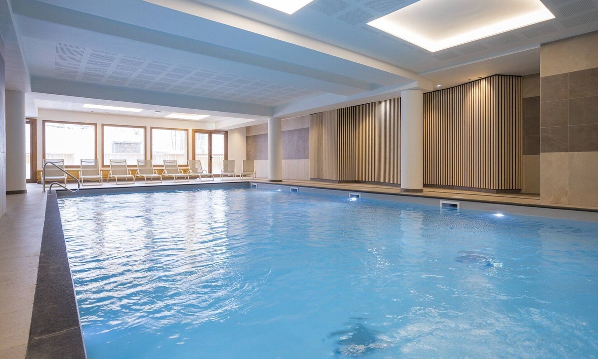 Tignes Apartment | Modern Comfort by the Slopes