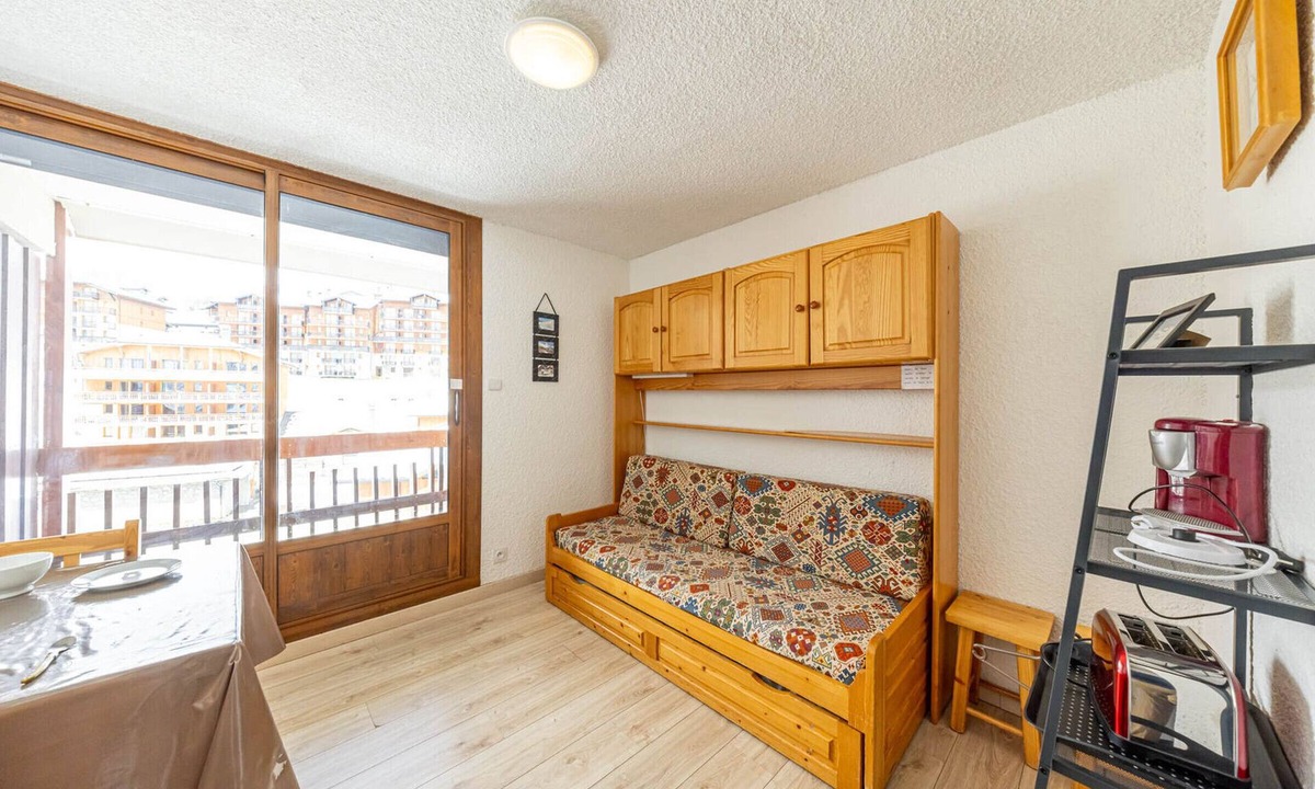 Montgellafrey Apartment | Modern studio ideal for 2, ski-in/ski-out