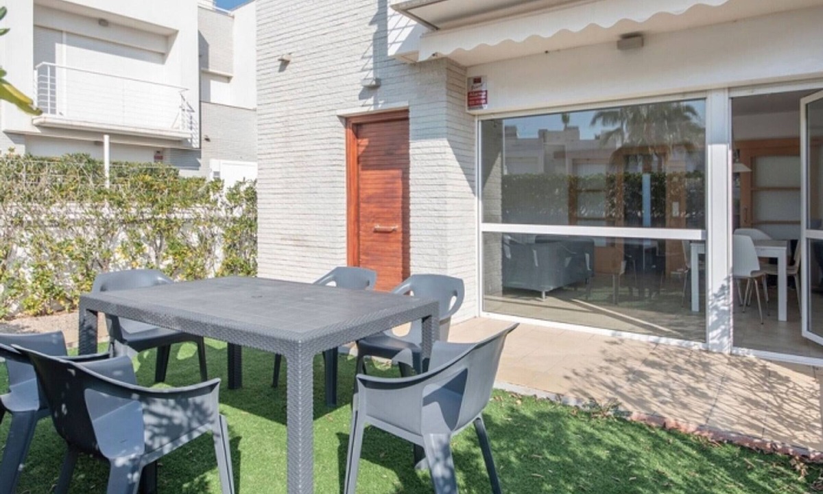 Altafulla House | Modern house for 6 in Altafulla, near sea and town center