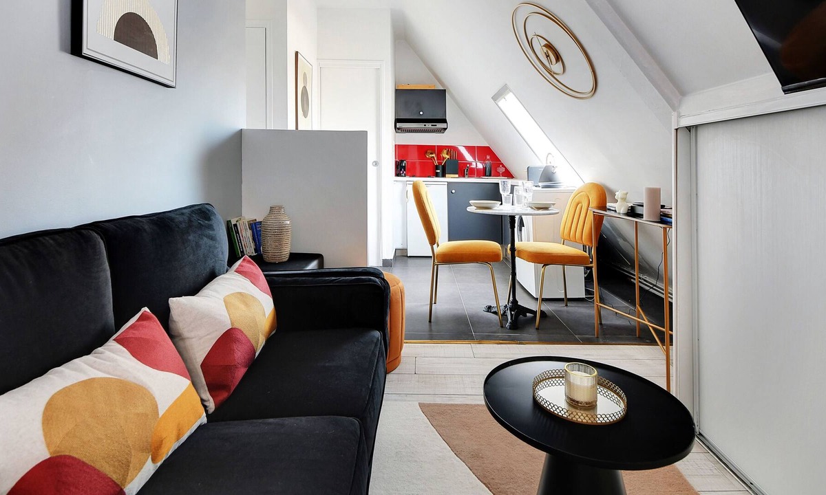 Champs-Elysees Apartment | Modern studio - Arc de Triomphe - MOBILITY LEASE