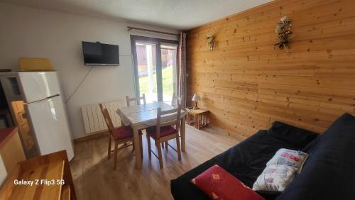 Manigod Apartment | MONT BLANC Soleil C-4