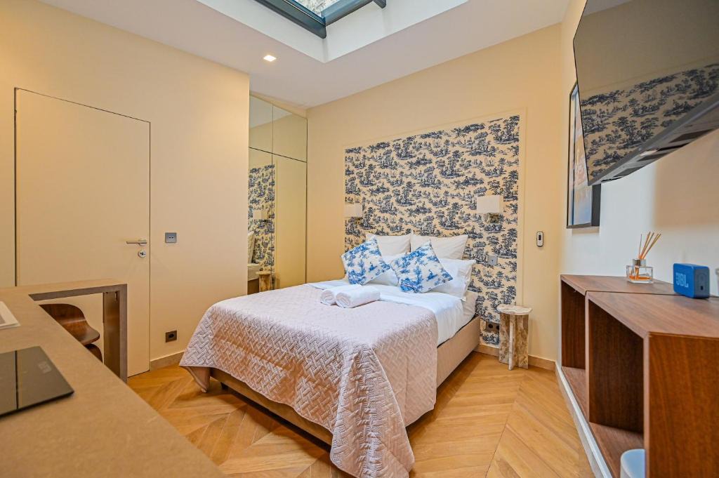 14th Arrondissement Apartment | Montparnasse Signature Apartments