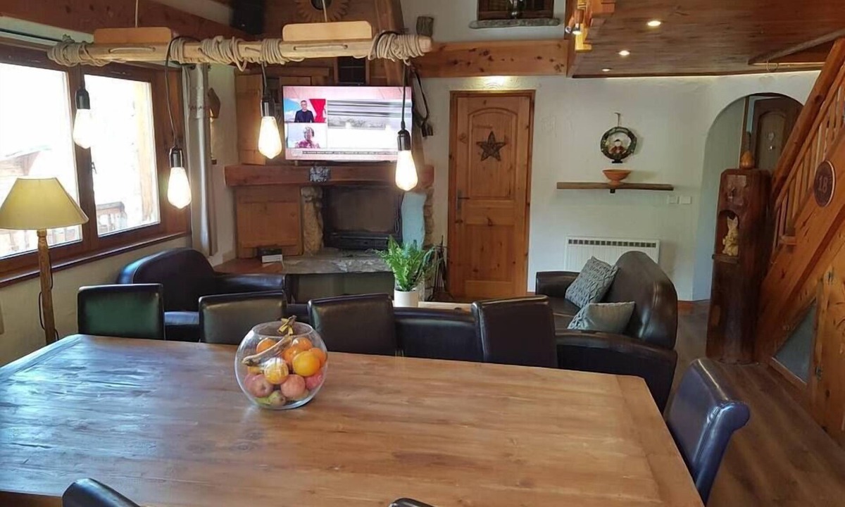 Val-d'Isere Apartment | N5 Chalet apartment4*South West 10/11 guests/Slopes foot