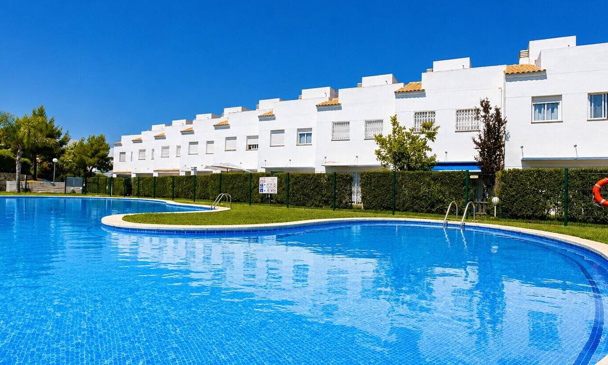 Cap de Salou Ski Chalet | NATURE PLUS - Barbecue - Jacuzzi - Pool