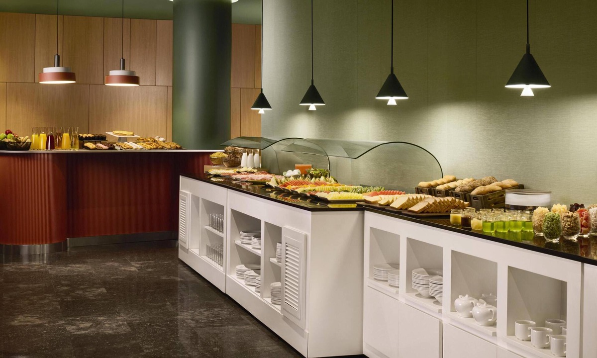 El Parc i la Llacuna del Poblenou Hotel | NH Barcelona Diagonal Poblenou