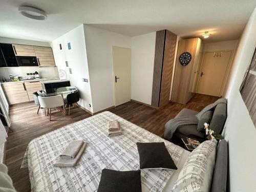 La Madeleine Apartment | Nice, là côté magique