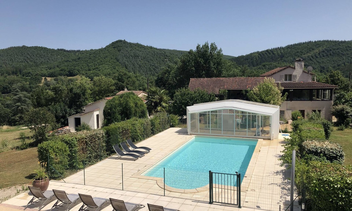 Saint-Gery House | Nid d'Etoiles - Un beau gîte dans une propriété de 5000m² près du Lot
