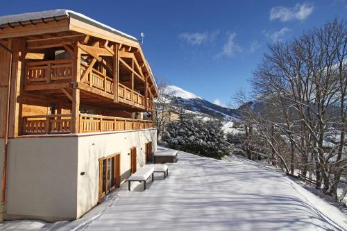 Huez-en-Oisans Ski Chalet | Odalys Chalet Nuance de blanc