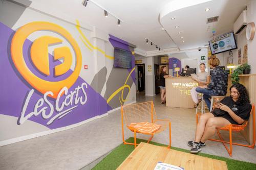 La Maternitat i Sant Ramon Hostel | Onefam Les Corts