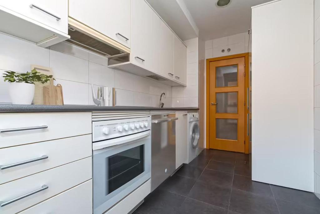 La Latina Apartment | OPERA II