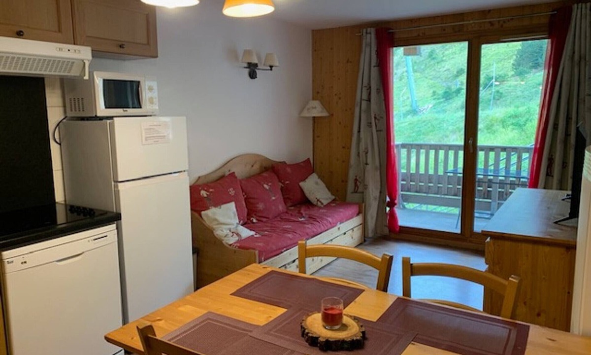 Orcieres-Merlette Apartment | Orcières Merlette: 2-room Apartment, Parking, Pool, WiFi