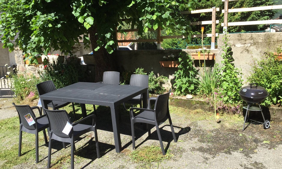 Orlu House | ORLU AX LES THERMES NATURE ET CALME IDEALE FAMILY Wi-Fi 2 BIKES