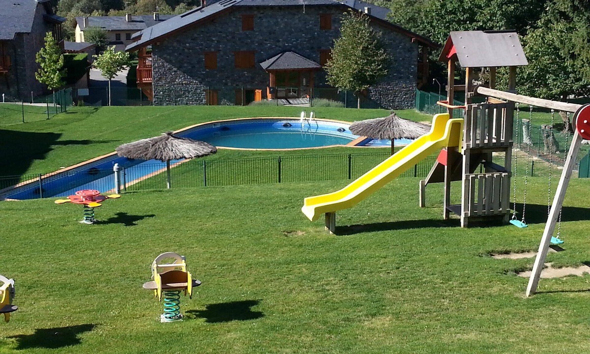 Osseja Apartment | Osseja III - Three Bedroom Apartment, Sleeps 7