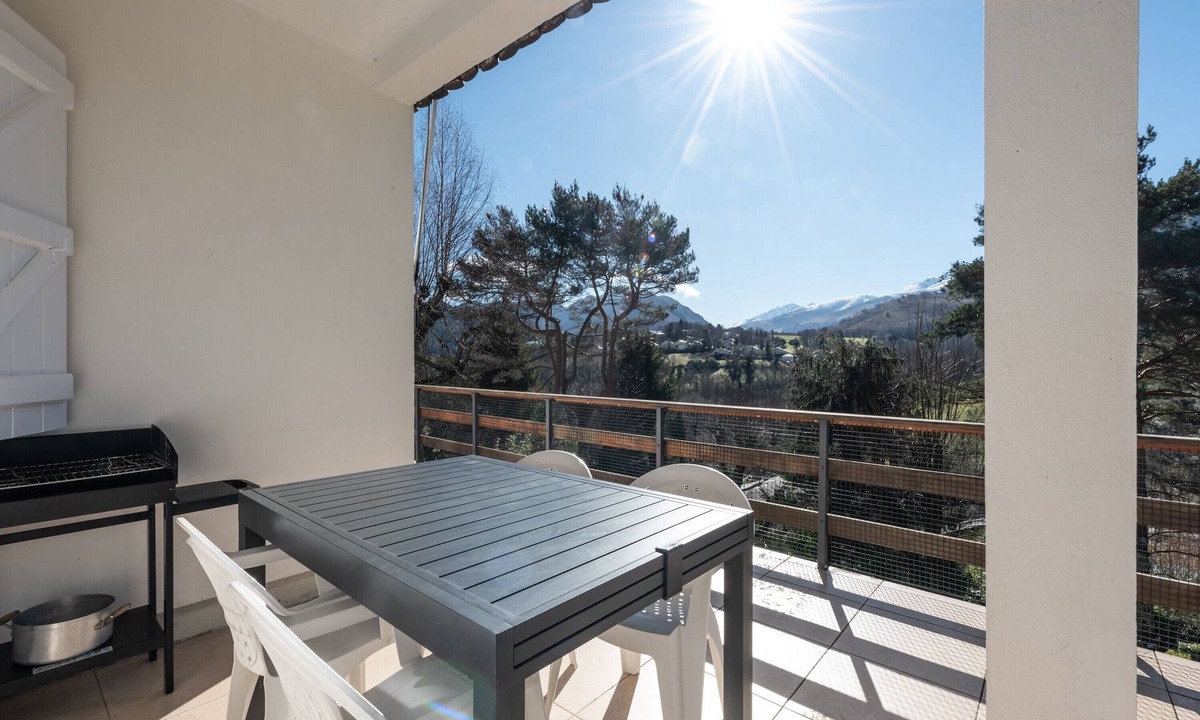 Bagneres-de-Bigorre House | Panoramic Chalet in Bagnères-de-Bigorre Pic du Midi View Garden and Private Parking