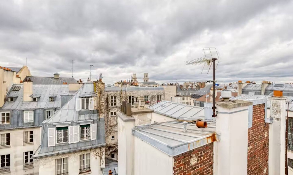 Sorbonne Apartment | Panoramic View St-Germain-des-Prés