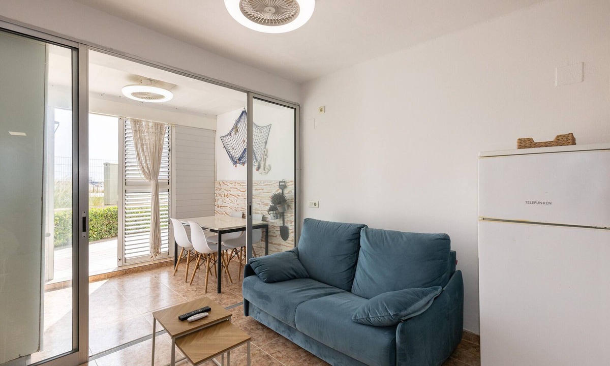 La Pineda Apartment | Paradis Playa Studio - Directly on the beach