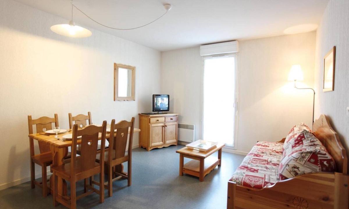 Avrieux Apartment | Parking, tv, ski locker, 35m², La Norma