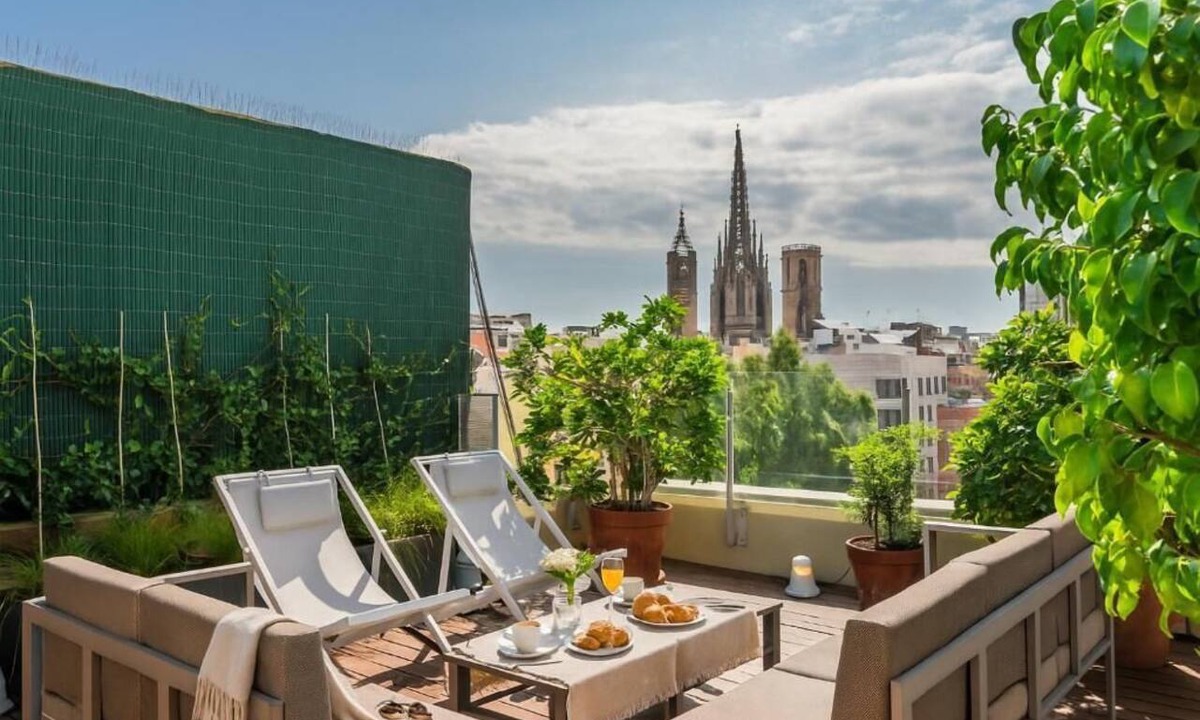 Gothic Quarter Apartment | POOL DOWNTOWN Barcelona! - Several Units