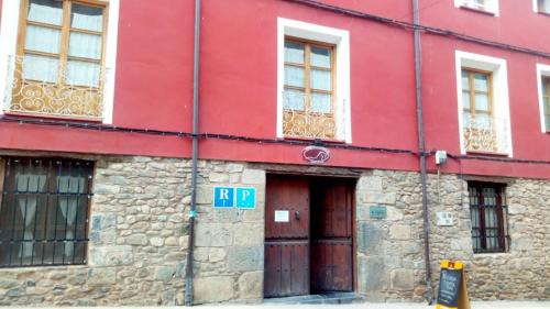 Enciso Hotel | Posada Santa Rita