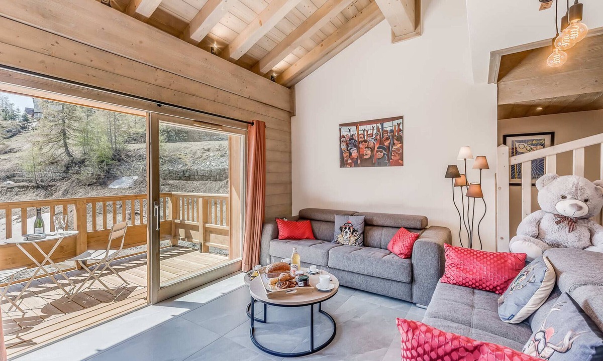 Les Boisses Apartment | Premium Duplex Apartment 4* - 8 ppl, Ski-in/Ski-out, Parking, Pool