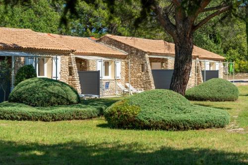 La Roque-sur-Pernes House | Pretty provençal house