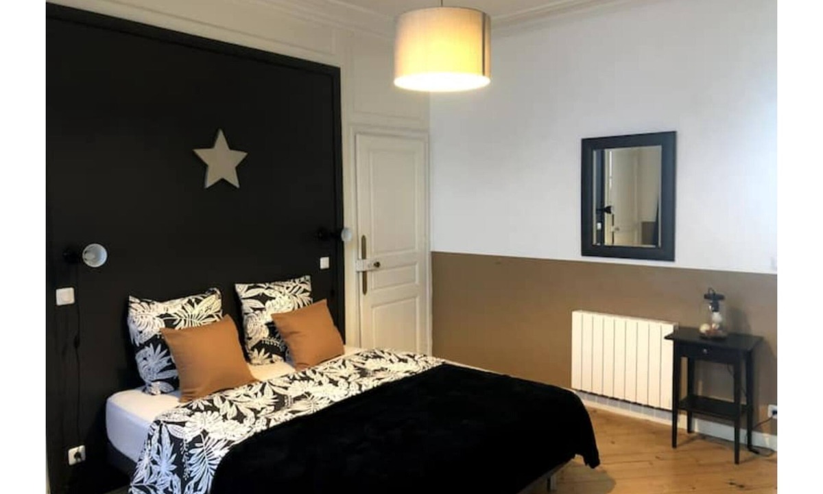 Bayeux Apartment | Quiet & comfortable downtown location + private parking