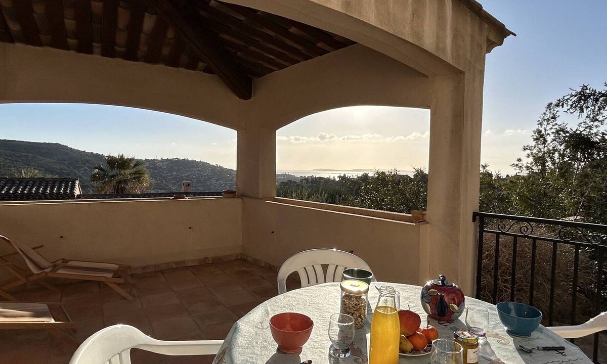 Bormes-Les-Mimosas House | Quiet house 4 rooms, 3 bedrooms, sea view, Bormes-les-Mimosas