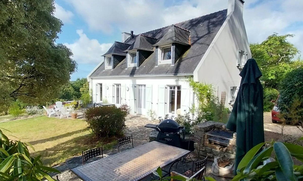 Pont-l'Abbe House | Quiet house with splendid view of Pouldon cove - 4 bedrooms, 8 per
