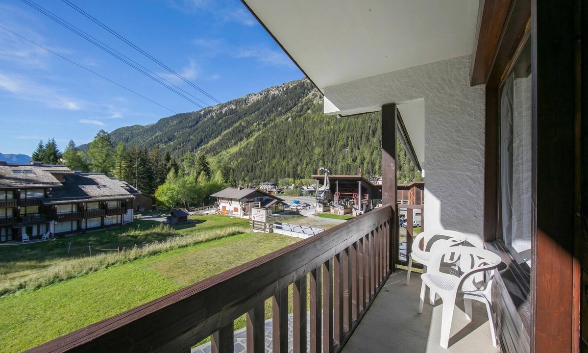 Chamonix-Mont-Blanc Apartment | Résidence Devouassoux I ski in/ski out, Argentière (Chamonix), France
