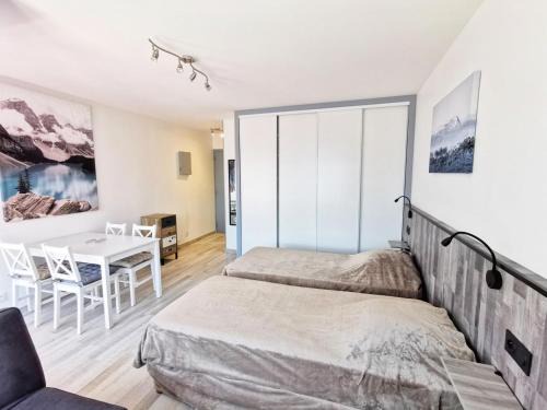 Aix-les-Bains City Center Apartment | Résidence Le Chateau Durieux 4 - Coup de coeur pour ce petit studio entièrement relooké ! MAE-7184