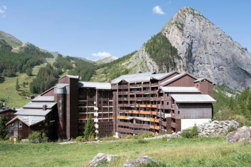 Val-d'Isere Apartment | Résidence Pierre & Vacances La Daille