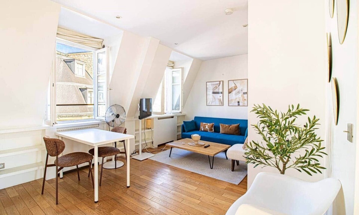 Saint-Thomas-d'Aquin Apartment | Raspail - Elegant Parisian Apartment near Le Bon Marché