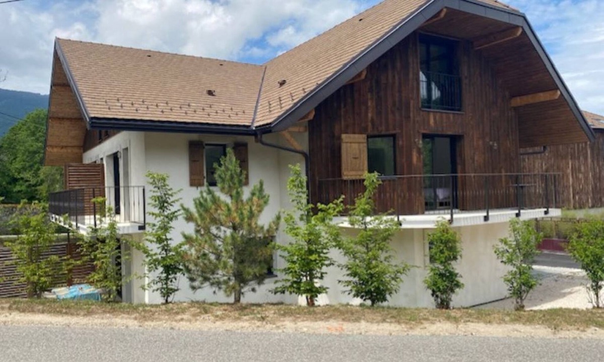 Saint-Jorioz House | Recent 3-bedroom en suite house located between Lake and Mountains