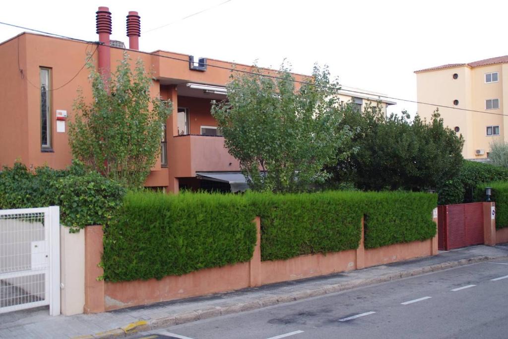 L'Hospitalet de l'Infant House | REFUGI DE MAR WITH PRIVATE SWIMMING POOL AND FREE WIFi