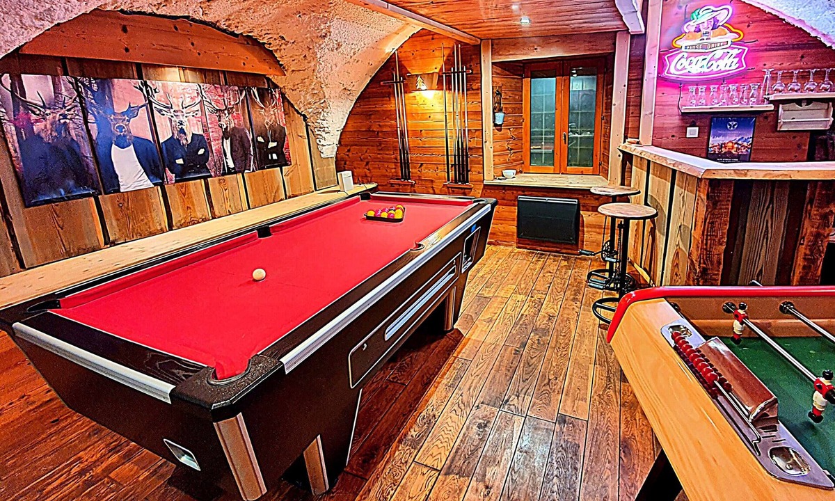 Le Bourg-d'Oisans Ski Chalet | Relaxation Ski Bike Hike SPA Jacuzzi Pool Sauna Billiards Bar 10 Rooms 250 m² Garden Ping Pong