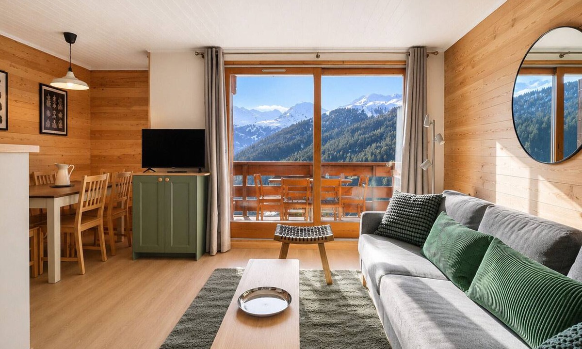 Meribel-Mottaret Apartment | Renovated 2-room cabin apartment, Méribel, pets allowed