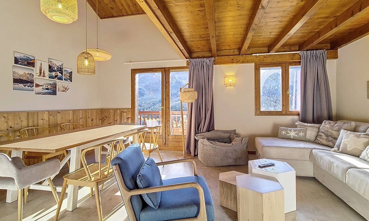 Les Menuires Apartment | Renovated apartment 8 ppl · Near slopes · Balcony · Sauna