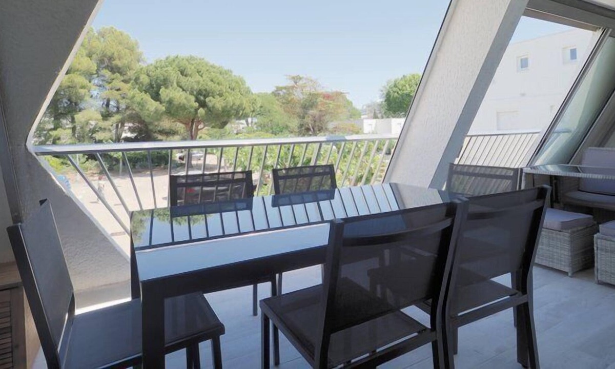 La Petite Motte Apartment | RENOVATED STUDIO WITH PARKING, AIR CONDITIONING 4pers