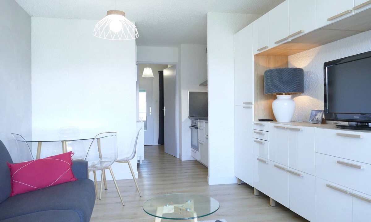 Mont-de-Lans Apartment | Renovated studio 4 pers with south balcony Les 2 Alpes