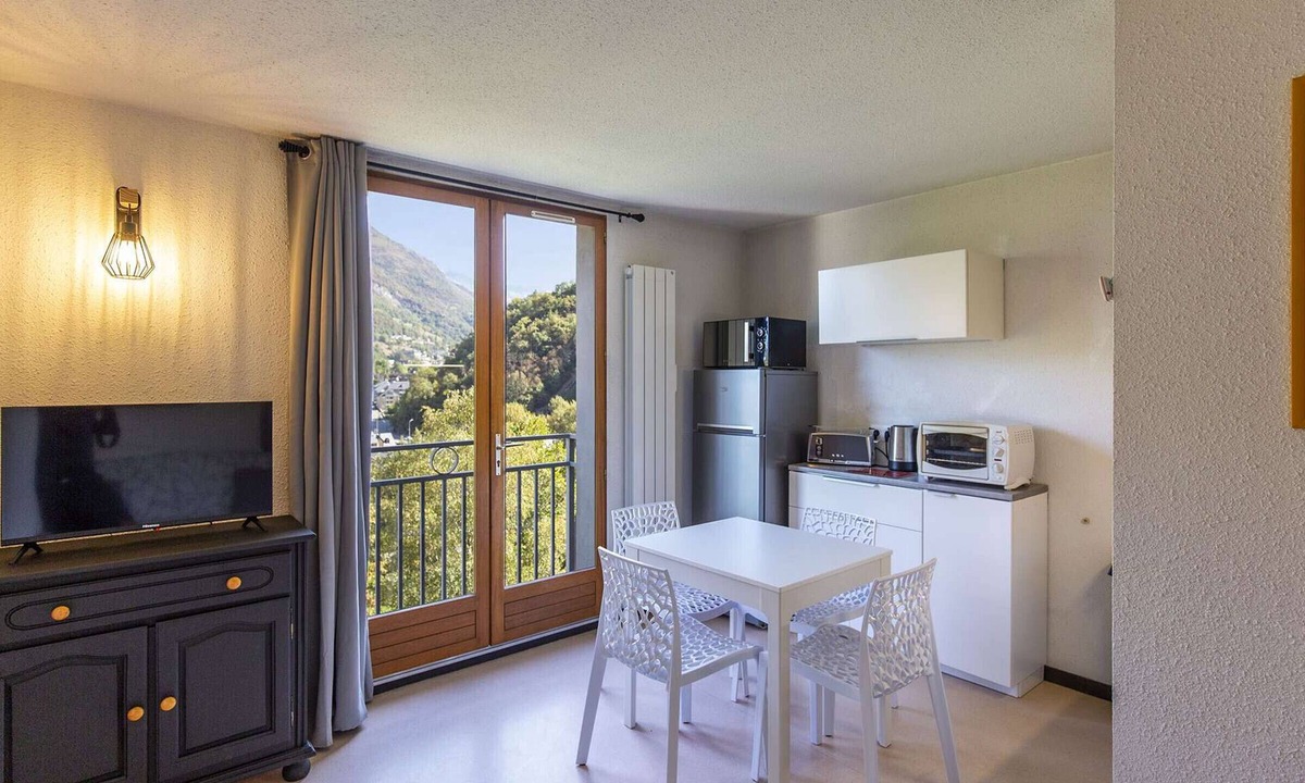 Luz-Saint-Sauveur Apartment | Renovated T2 Apartment, 4 ppl, pets, parking, Luz-Saint-Sauveur