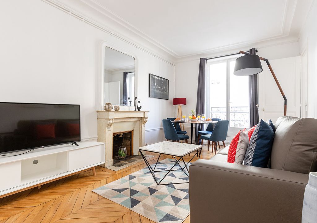 Saint-Victor Apartment | RIVER SEINE - LATIN QUARTER AREA - BEAUTIFUL 1BR FLAT IN THE HEART OF PARIS!