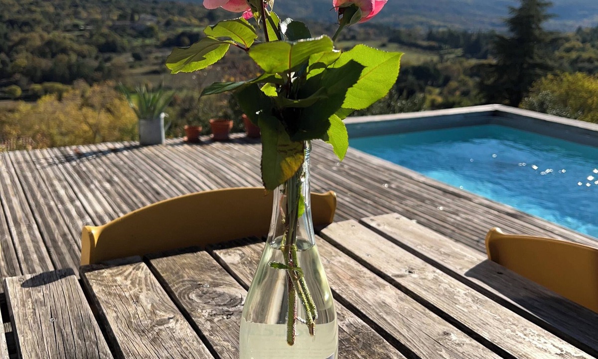 Lagorce House | Romantic wooden house, private pool, views and absolute peace and quiet. Ideal for couples.