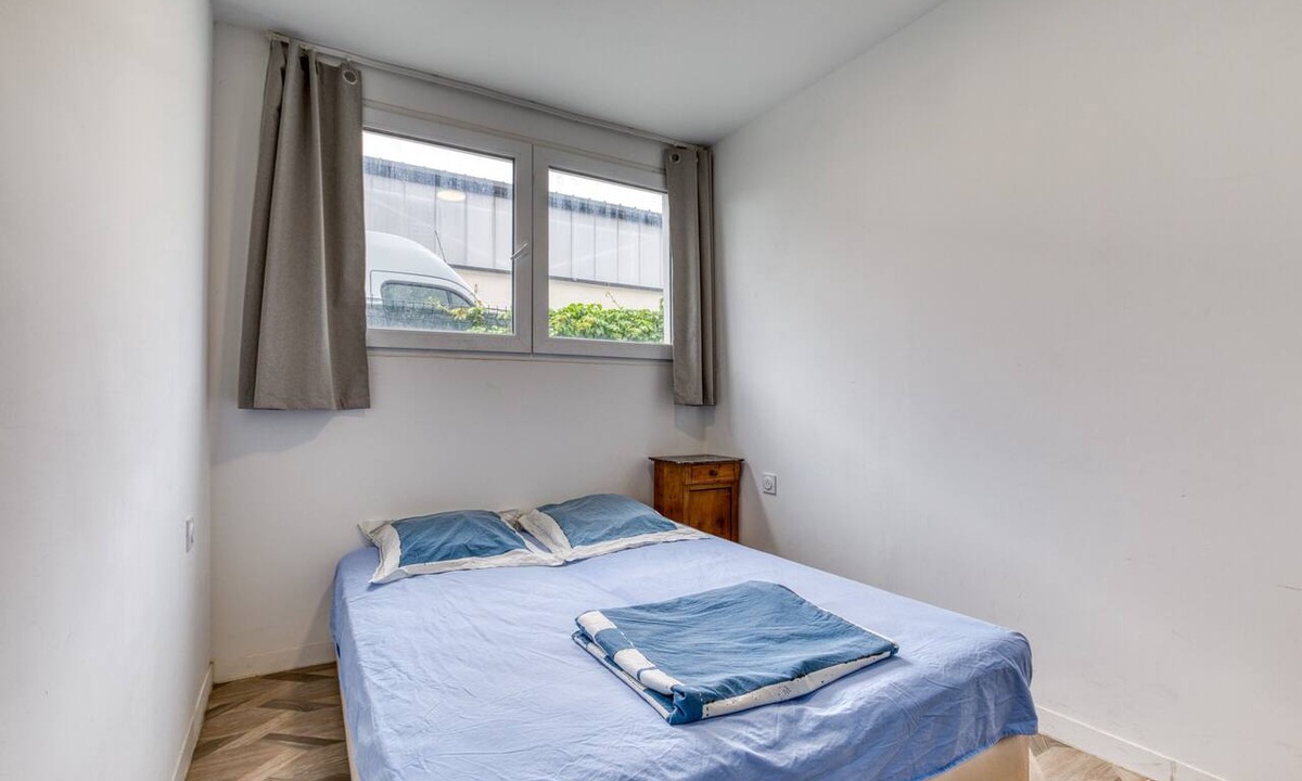 Mudaison Apartment | Room 'Chambre 1' with Shared Terrace, Shared Garden and Wi-Fi