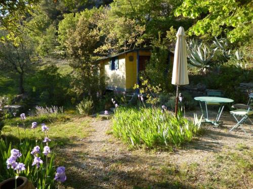 Aubres House | Roulotte de Veyronne